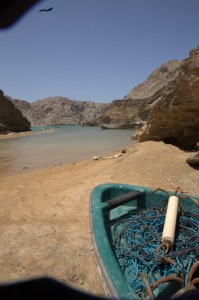 Beached dhow (no sign of the missing flip flop)