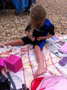 Loom bracelet making