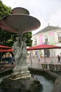 Fountain outside Le Bistro de la Place